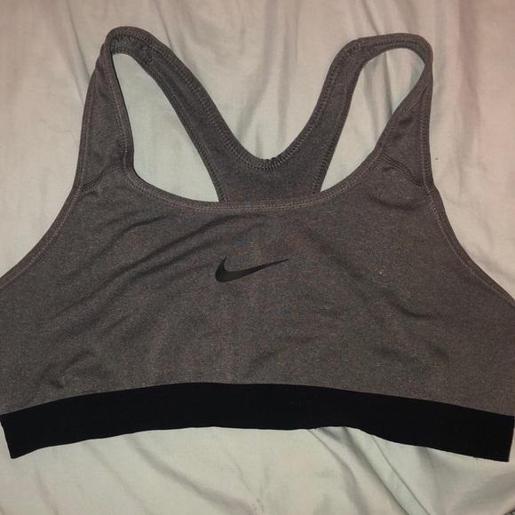 Nike Sports Bra - Picture 1 of 3